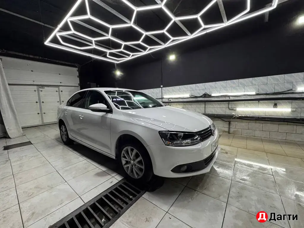 Volkswagen Jetta, 2012 года