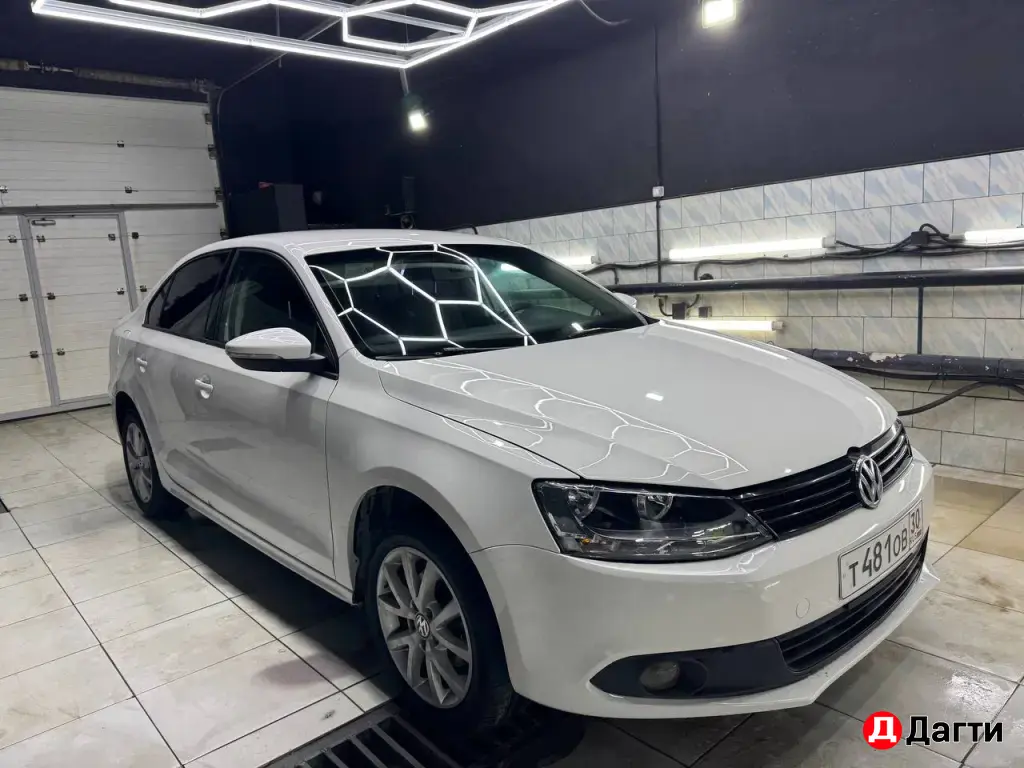 Volkswagen Jetta, 2012 года