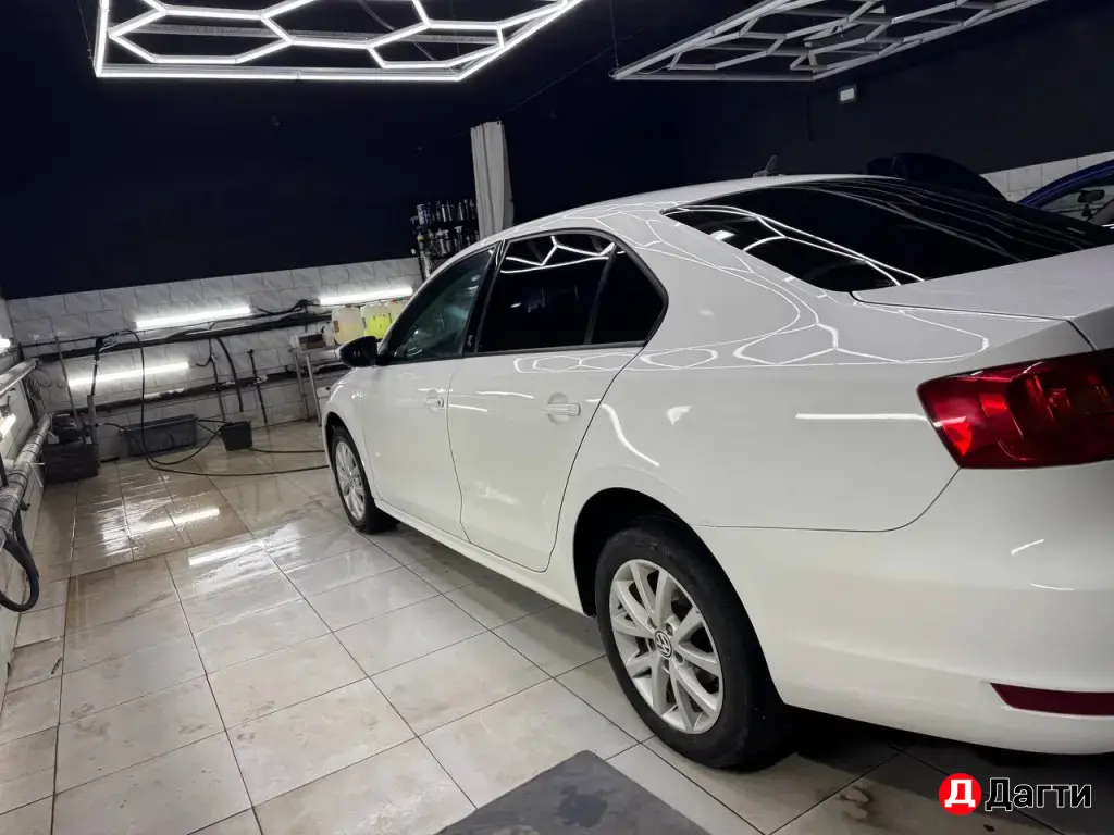 Volkswagen Jetta, 2012 года