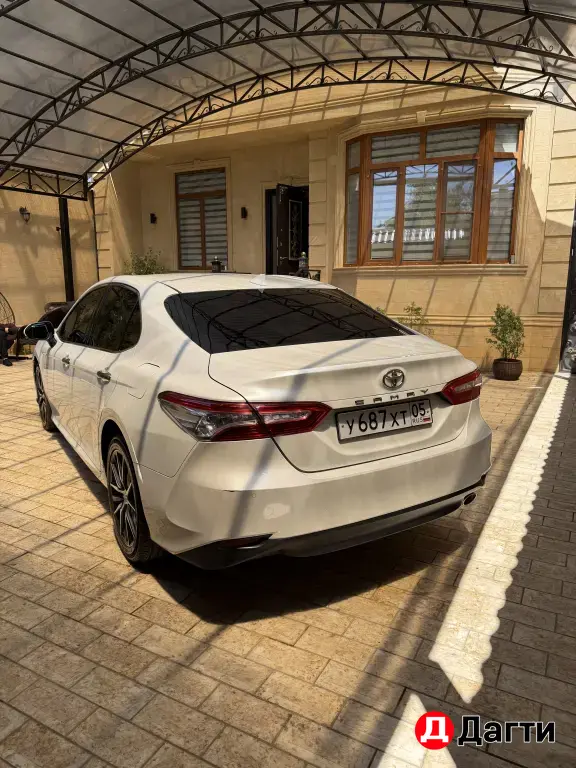 Toyota Camry, 2020 года