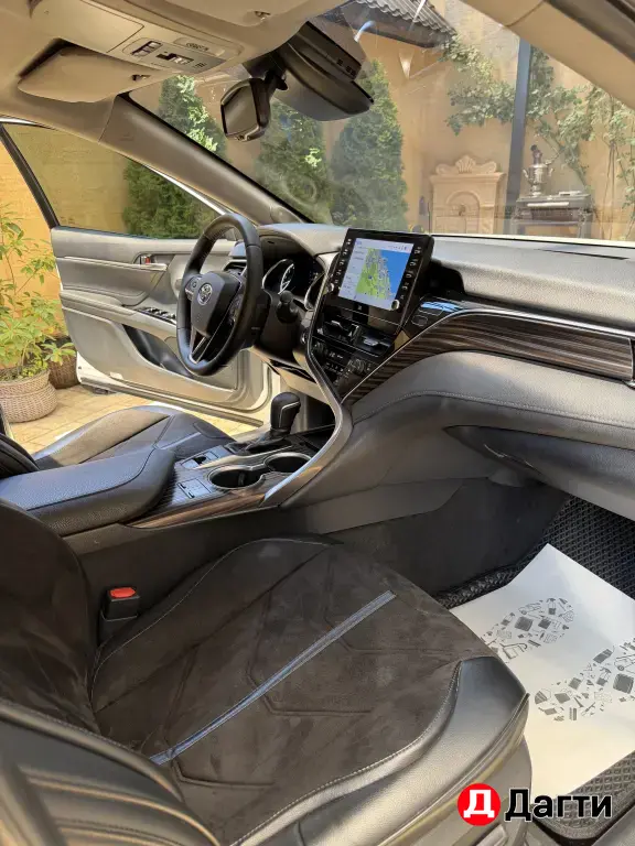 Toyota Camry, 2020 года