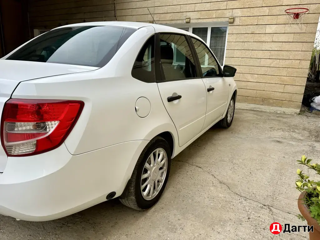 LADA (ВАЗ) Granta, 2018 года