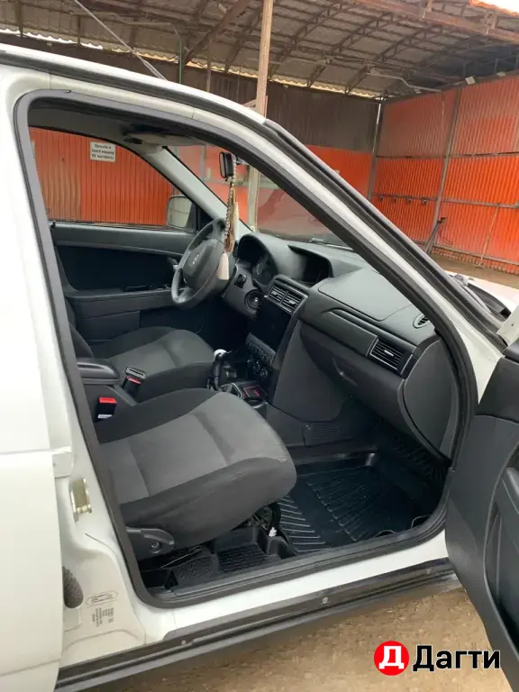 LADA (ВАЗ) Priora, 2017 года