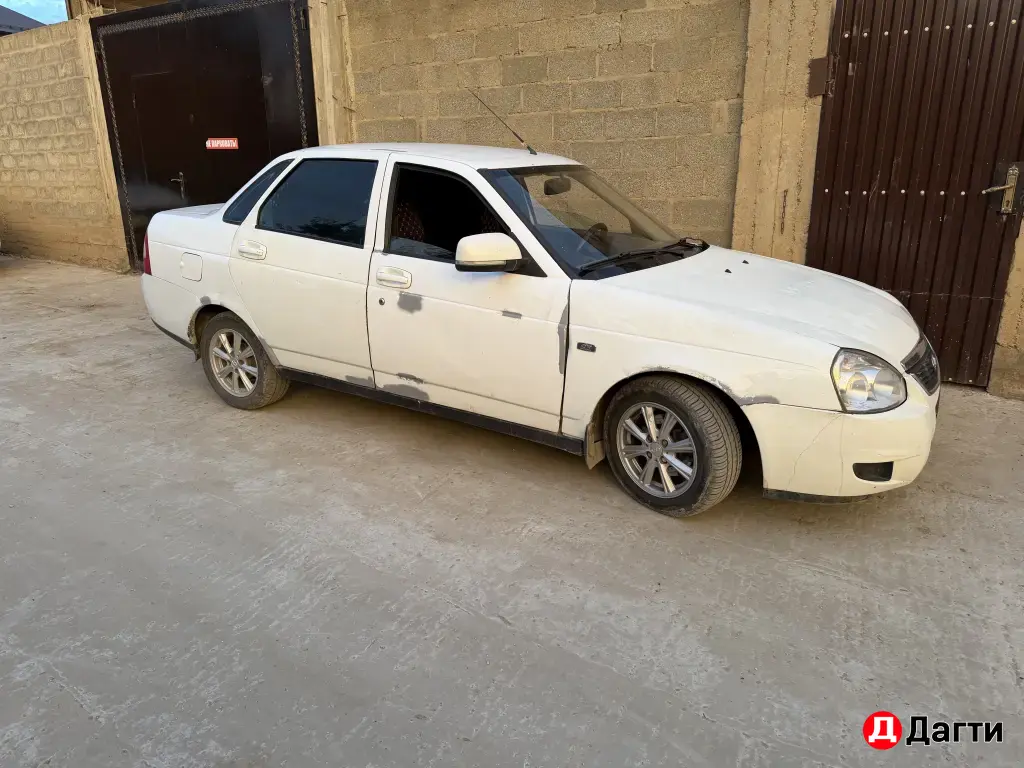 LADA (ВАЗ) Priora, 2010 года