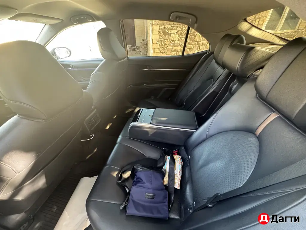Toyota Camry, 2018 года