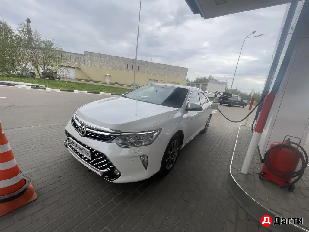 Toyota Camry, 2014 года