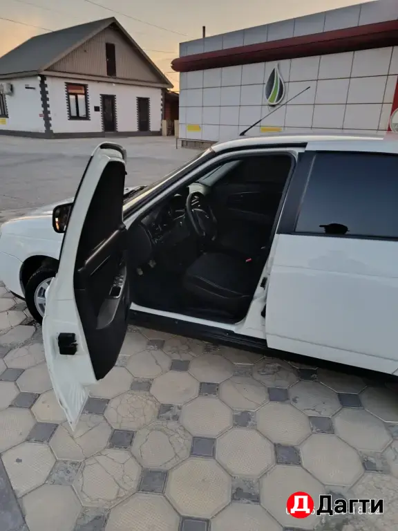 LADA (ВАЗ) Priora, 2015 года