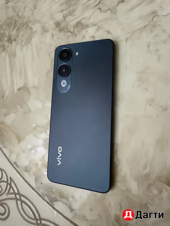 Смартфон Vivo Y04