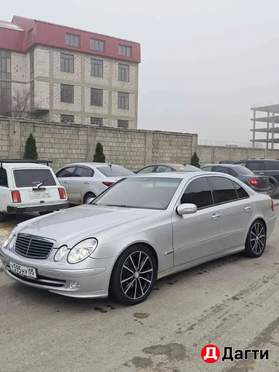 Mercedes-Benz E-Класс, 2005 года