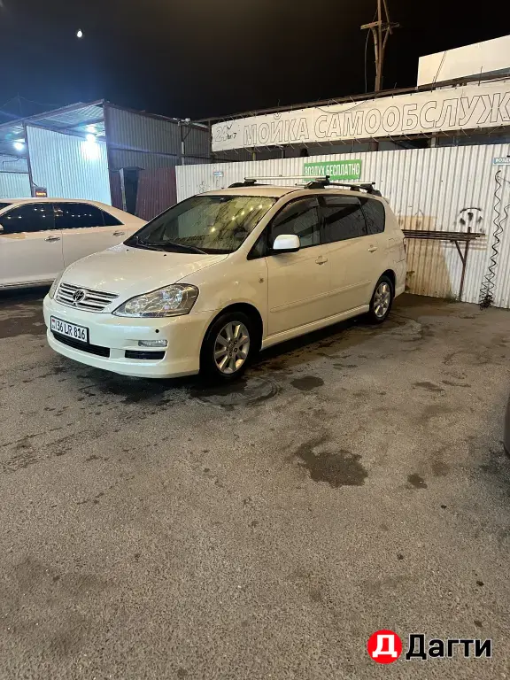 Toyota Ipsum, 2004 года