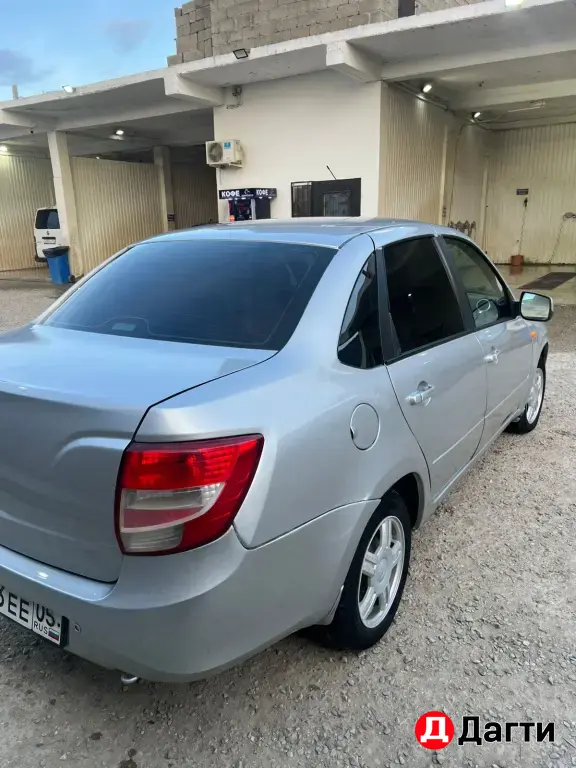 LADA (ВАЗ) Granta, 2013 года
