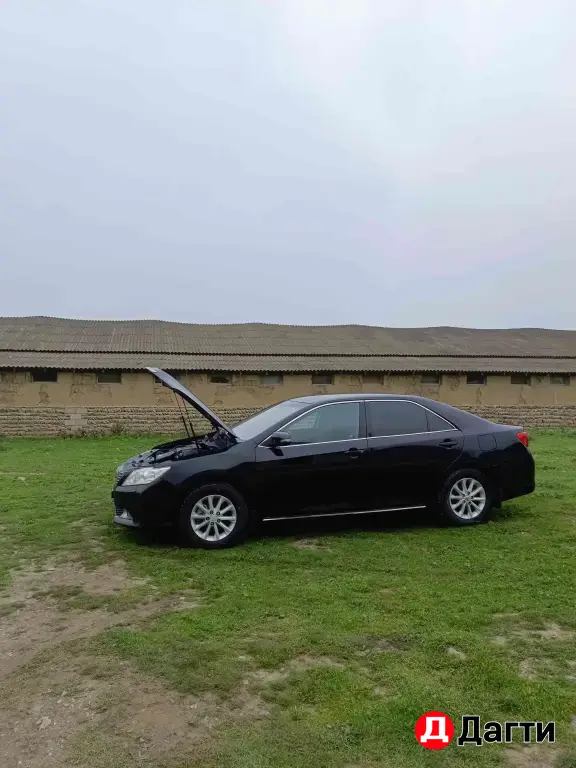 Toyota Camry, 2012 года