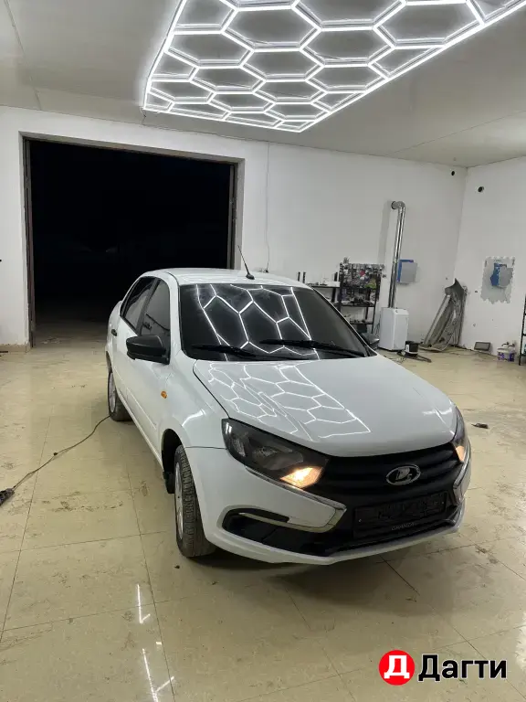 LADA (ВАЗ) Granta, 2019 года