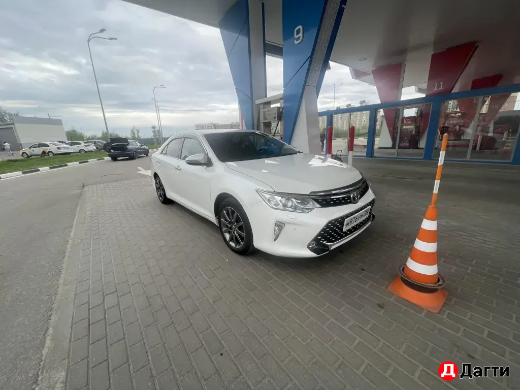 Toyota Camry, 2014 года