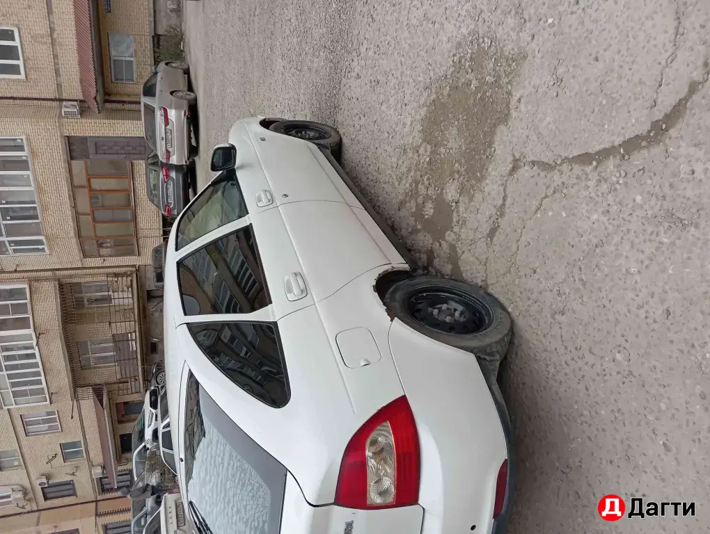 LADA (ВАЗ) Priora, 2011 года