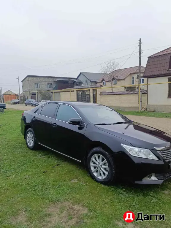 Toyota Camry, 2012 года