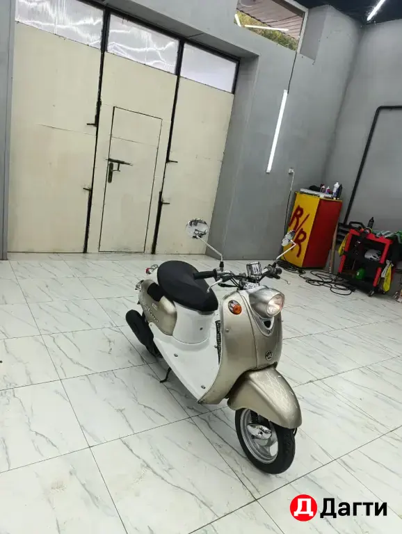 скутер Yamaha vino