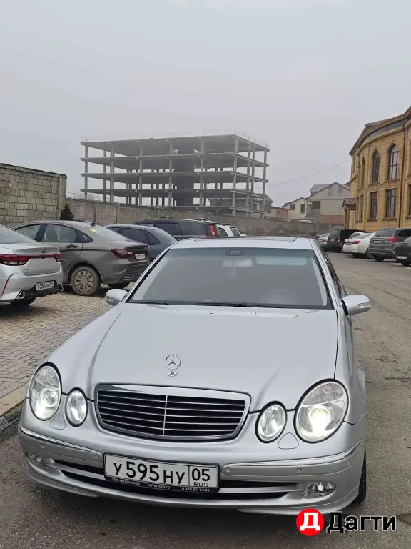 Mercedes-Benz E-Класс, 2005 года