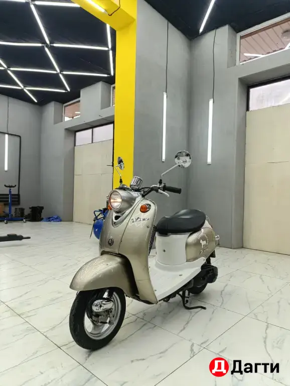 скутер Yamaha vino
