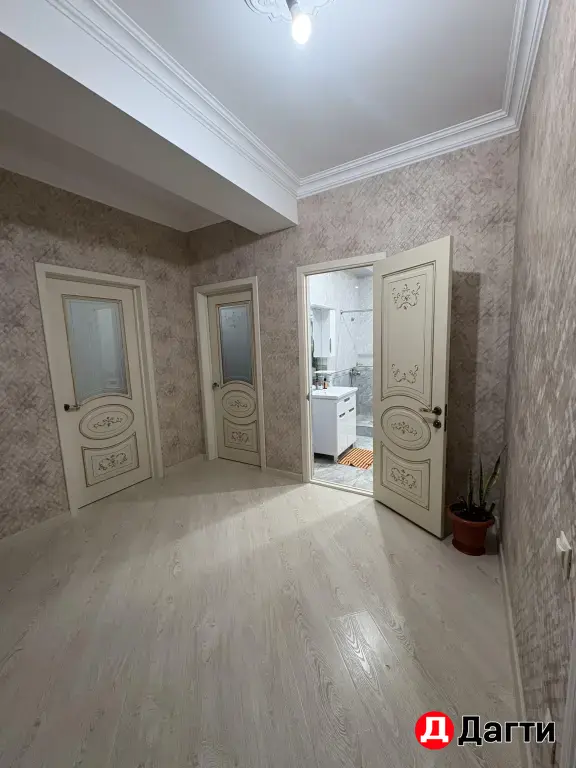 квартира .