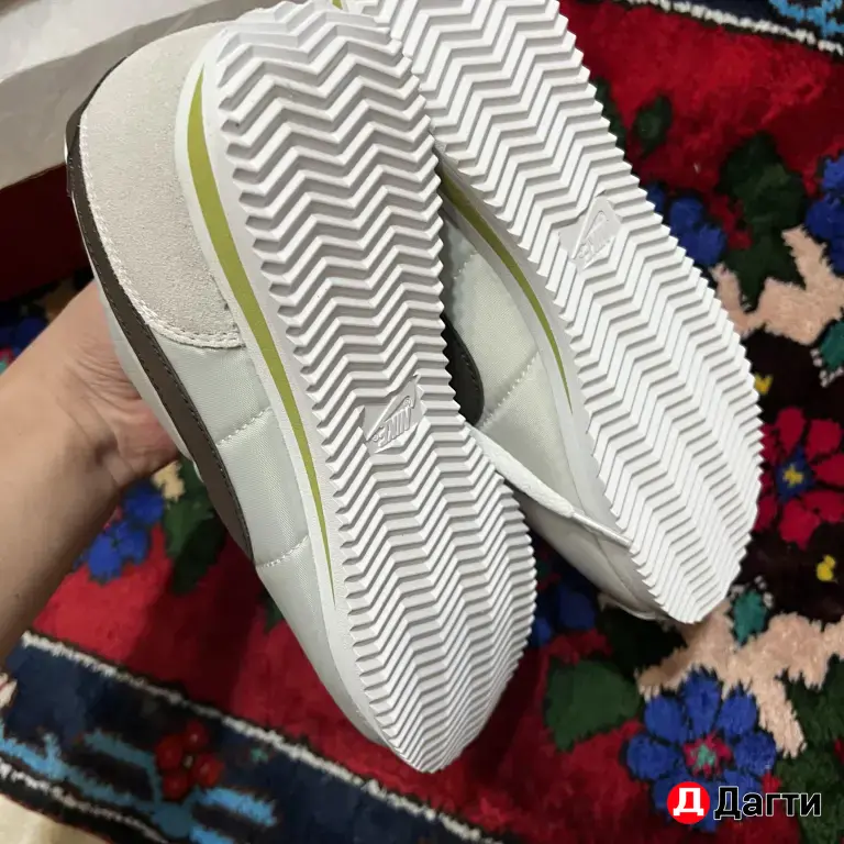 Кроссовки Nike Cortez