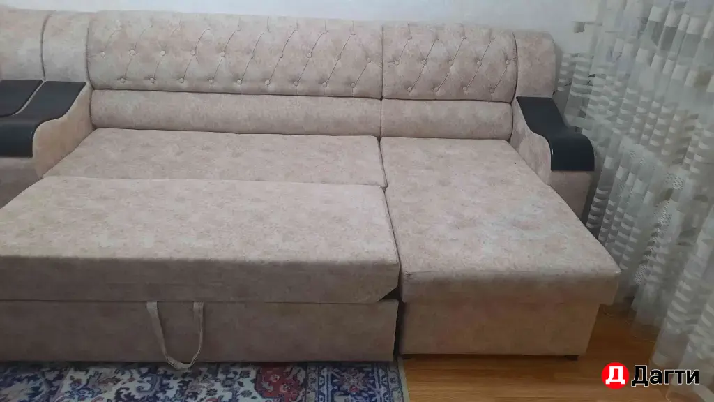диван и кресло