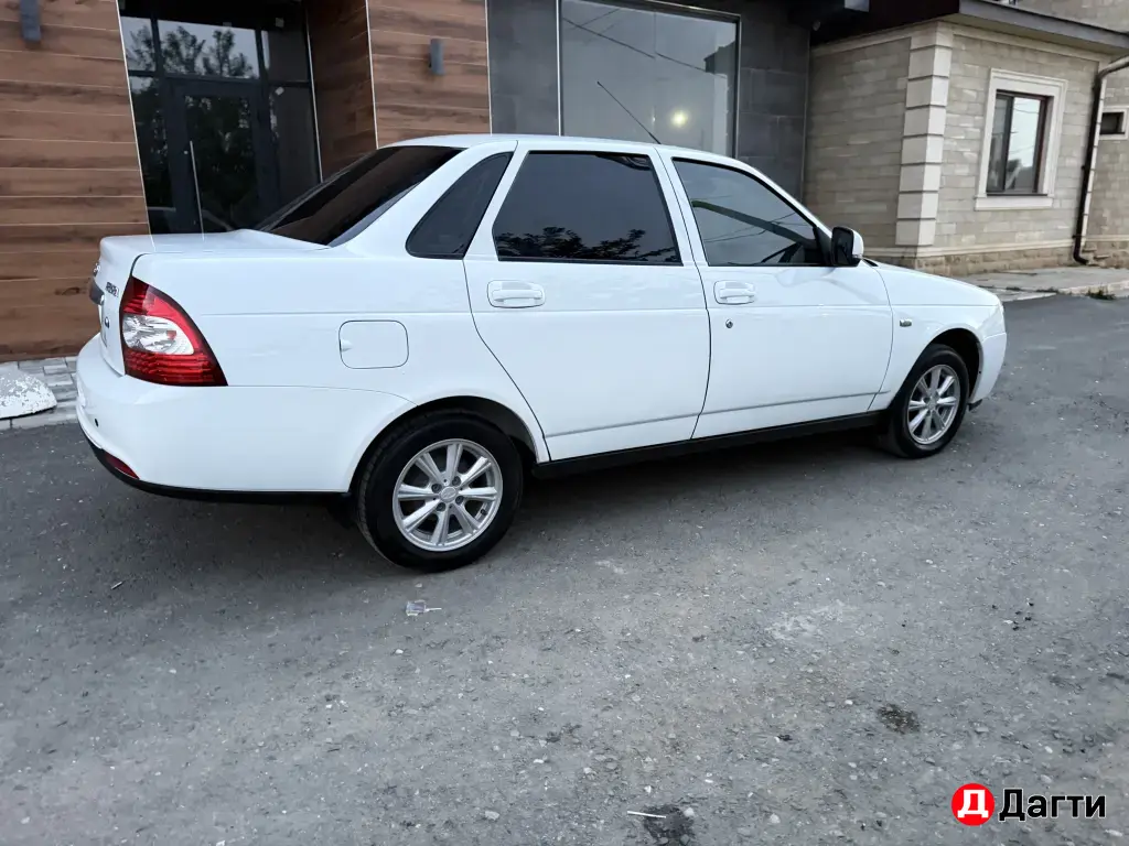 LADA (ВАЗ) Priora, 2014 года