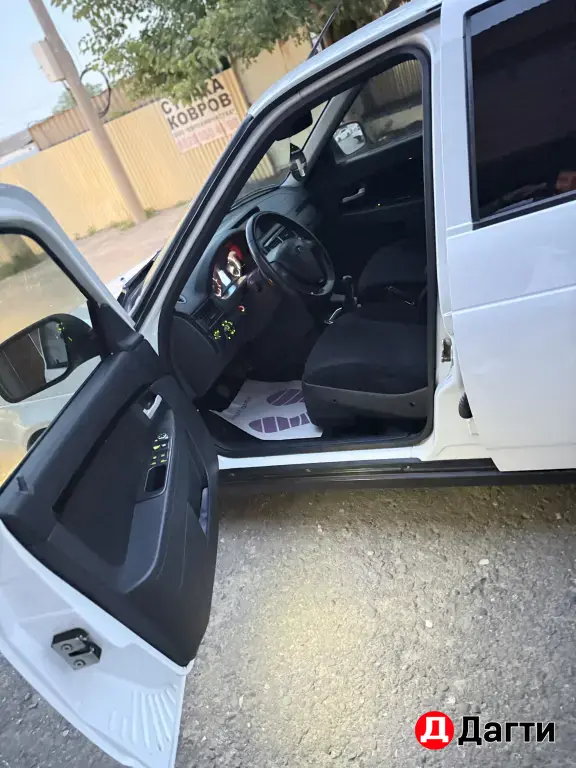 LADA (ВАЗ) Priora, 2014 года