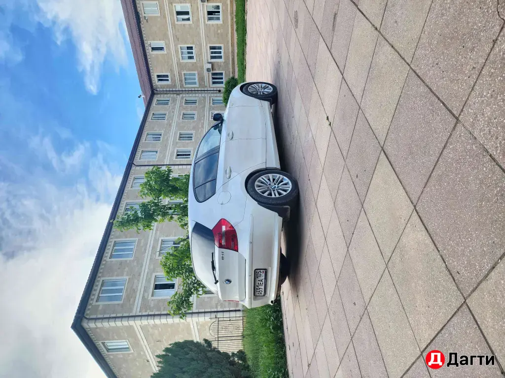 BMW 1 серии, 2011 года