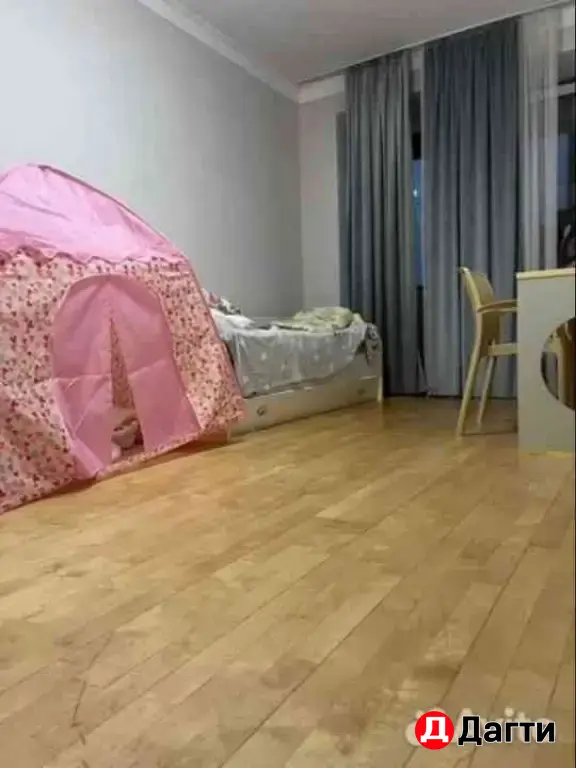 4-к квартира, 112 м², 2/9 эт.
