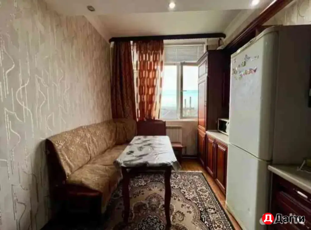 1-к квартира, 50 м², 4/7 эт