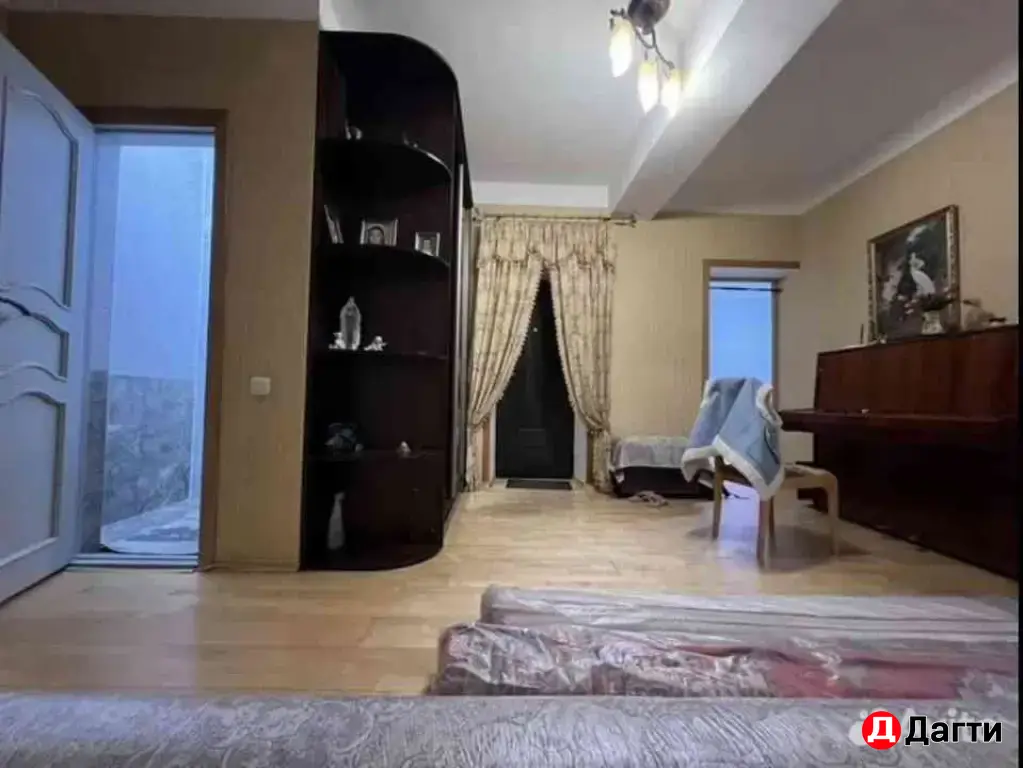 4-к квартира, 112 м², 2/9 эт.