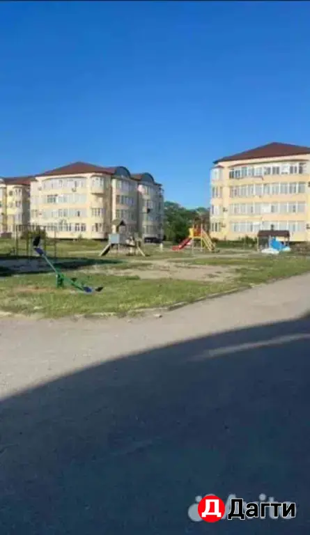 2-к квартира, 43 м², 1/4 эт