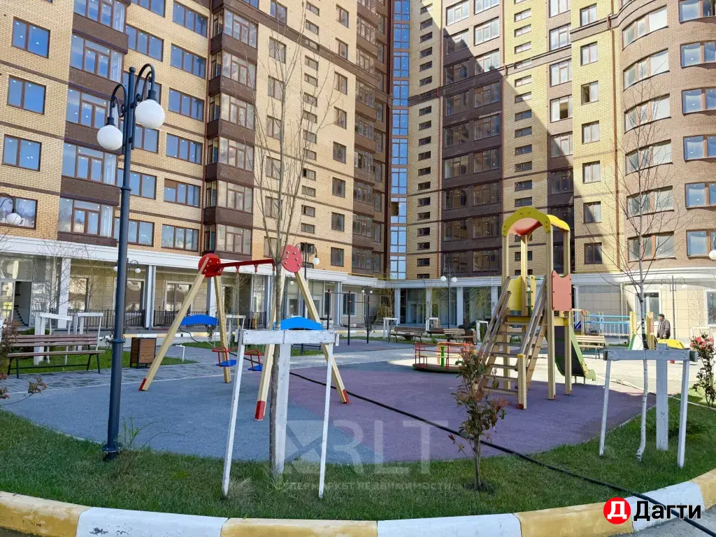 Продается квартира в ЖК «Фемили» блок «В» по улице Магомеджанова