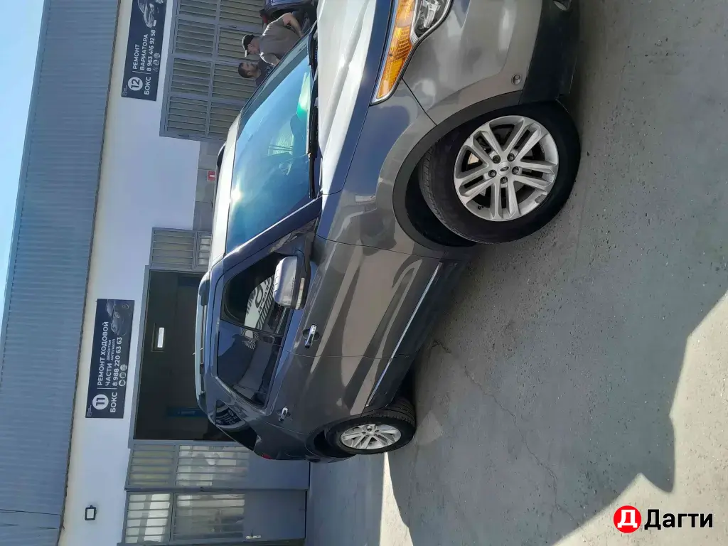 Ford Explorer, 2012 года