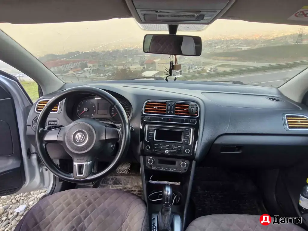 Volkswagen Polo, 2012 года