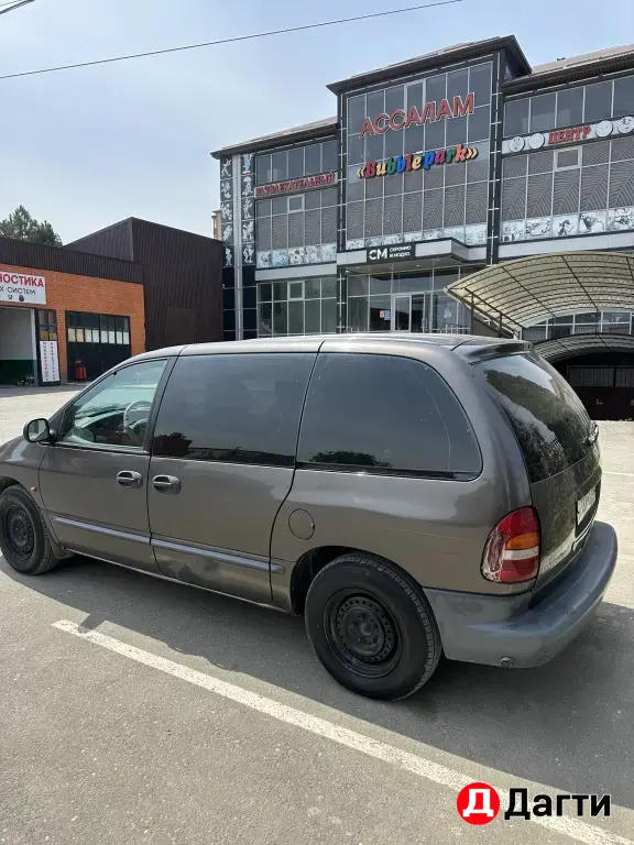 Chrysler Voyager, 1999 года