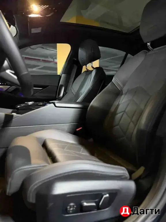 BMW 5 серии, 2023 года