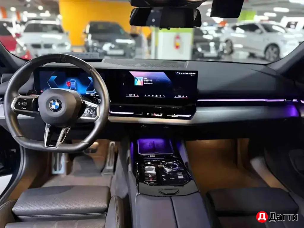BMW 5 серии, 2023 года