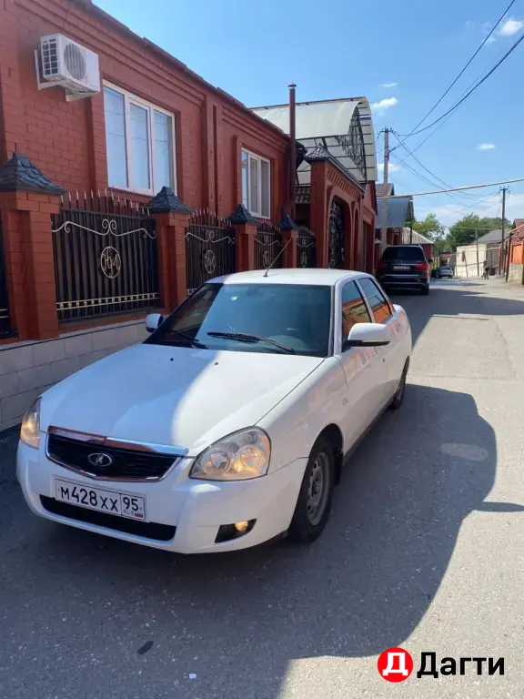 LADA (ВАЗ) Priora, 2012 года