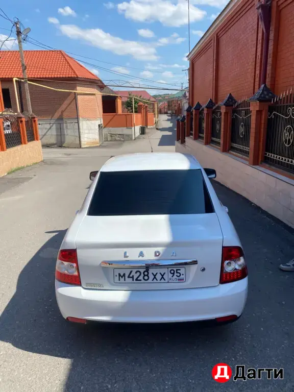 LADA (ВАЗ) Priora, 2012 года