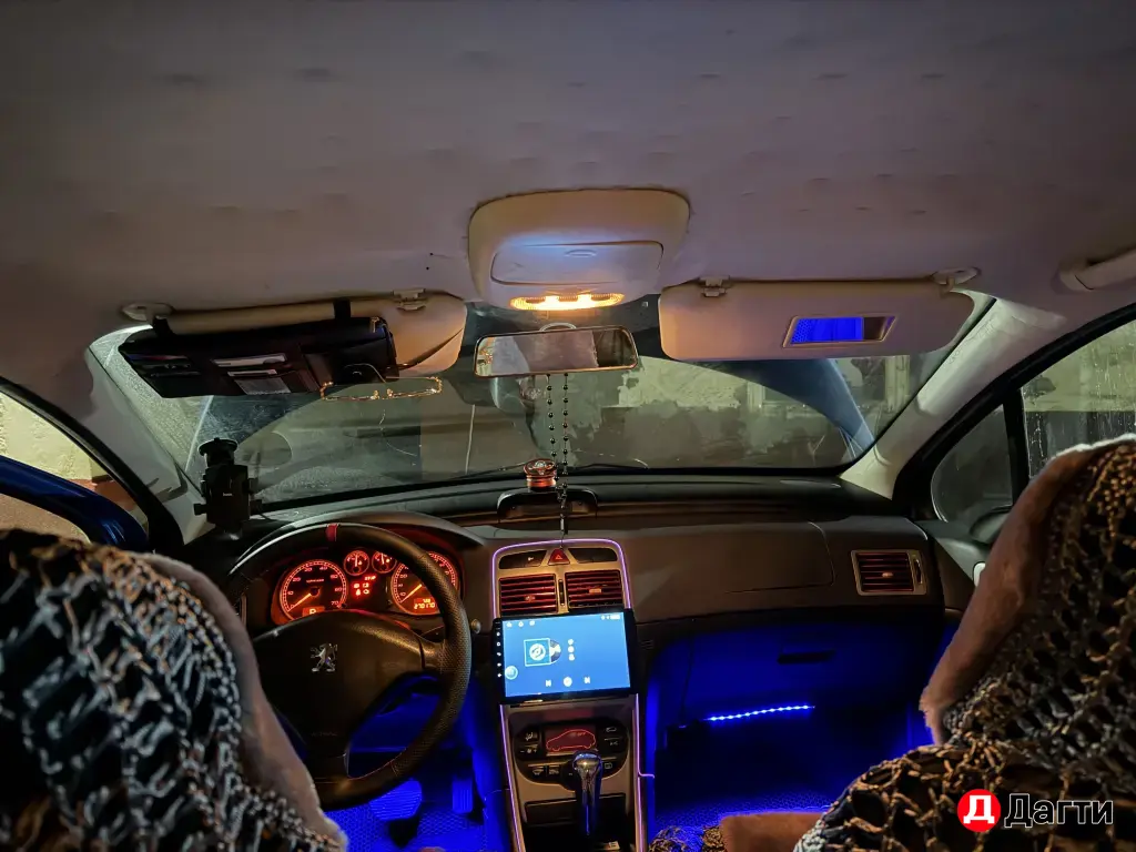 Peugeot 307, 2004 года