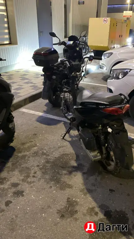 скутер Racer force 150F