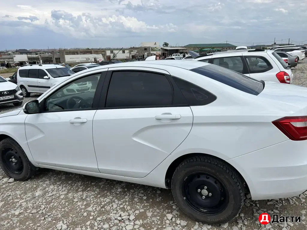 LADA (ВАЗ) Vesta, 2018 года