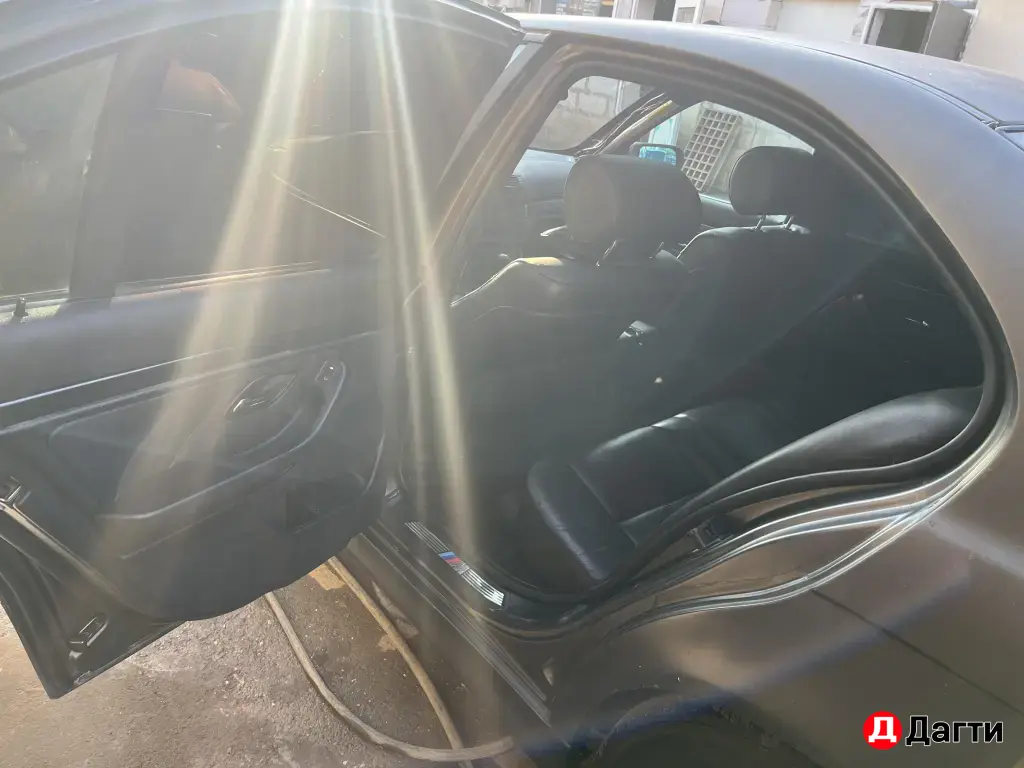 BMW 5 серии, 1999 года