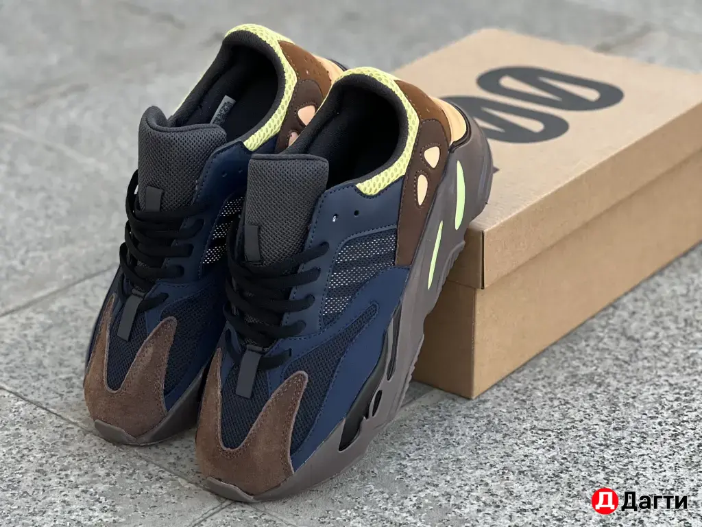 Кроссовки мужские Adidas Yeezy boost 700