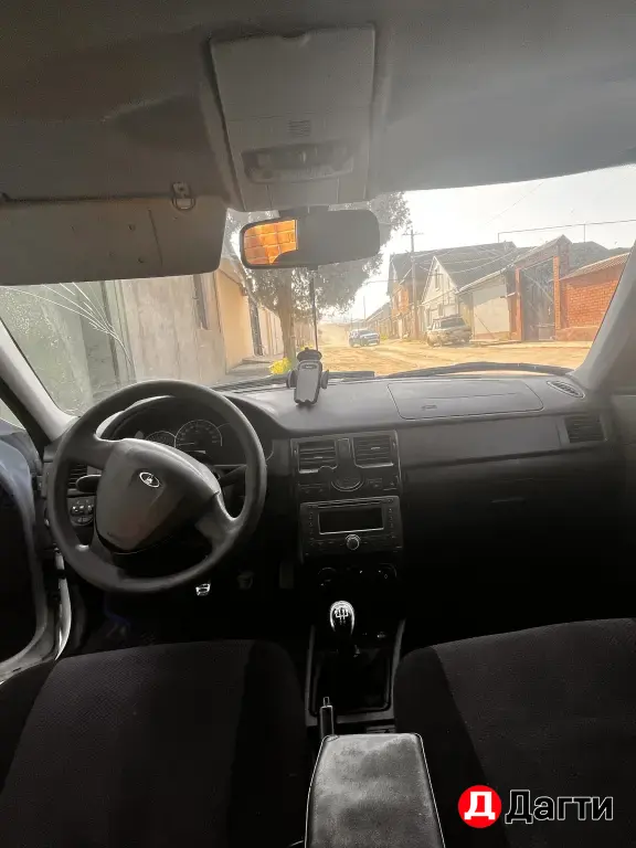 LADA (ВАЗ) Priora, 2012 года