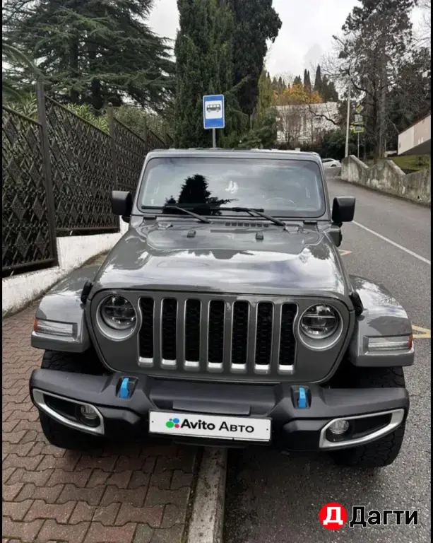 Jeep Wrangler, 2022 года
