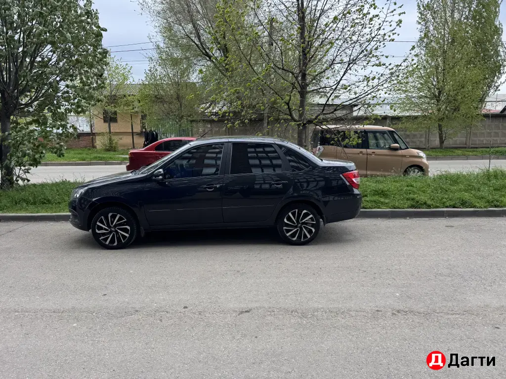 LADA (ВАЗ) Granta, 2022 года