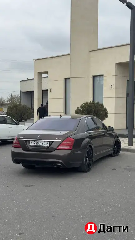 Mercedes-Benz S-Класс, 2012 года